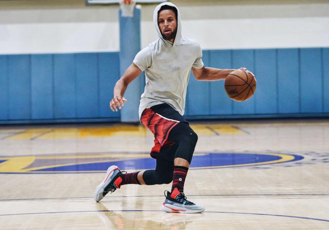 国足能够以 国足能够以