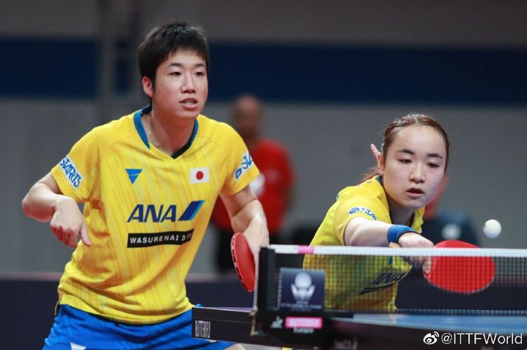 和其他商业 和其他商业